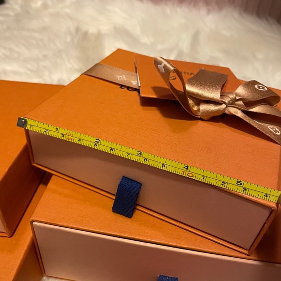 Authentic Louis Vuitton boxes - Picture 3 of 5